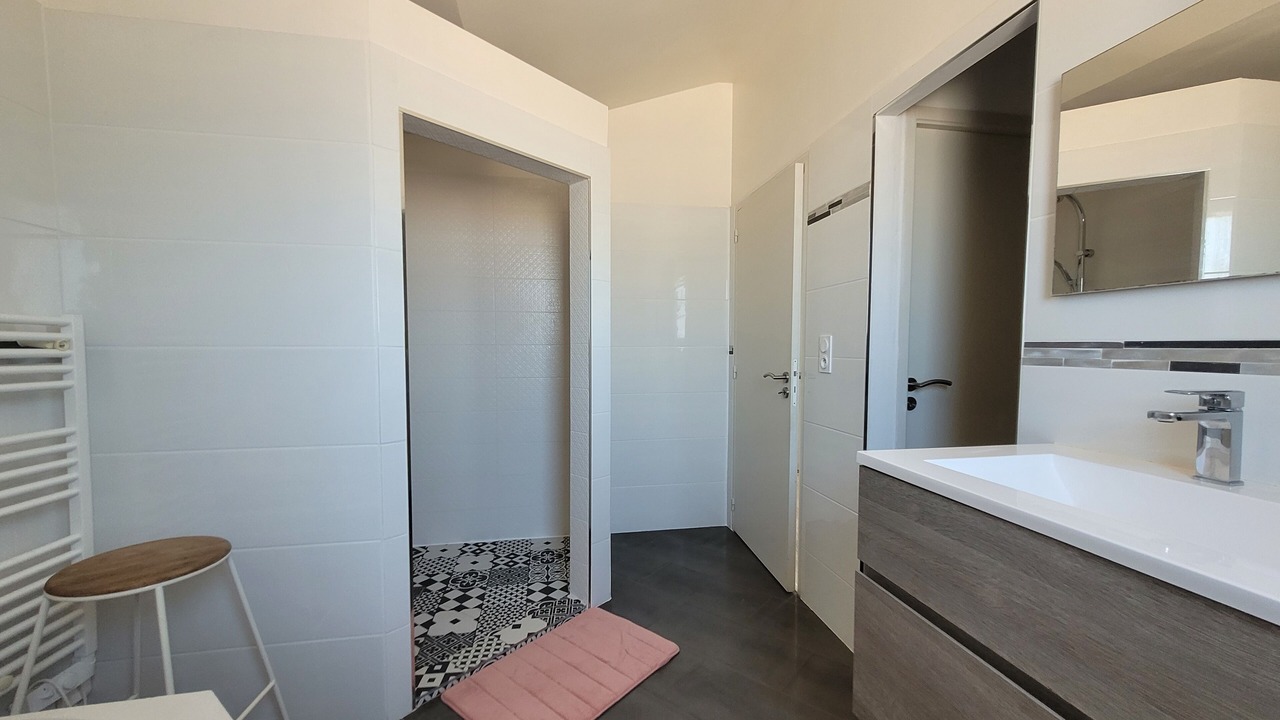 Photo of Bathroom in Les Moutiers-en-Retz