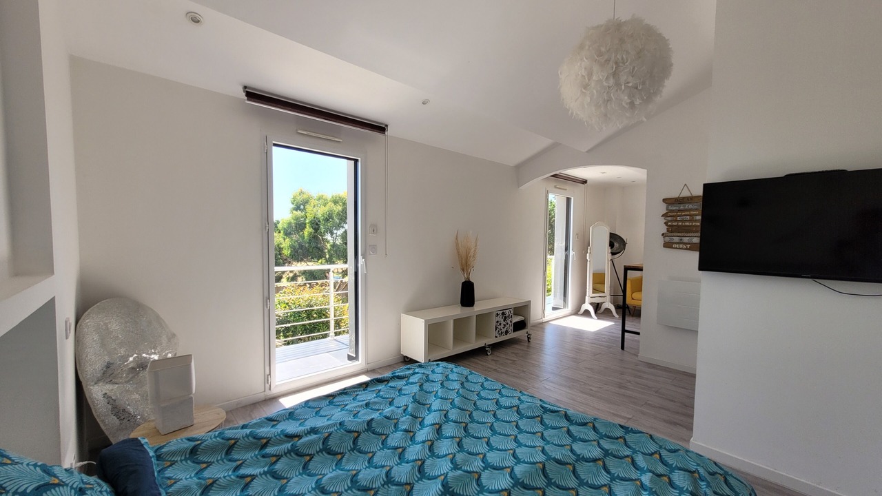 Photo of Bedroom in Les Moutiers-en-Retz