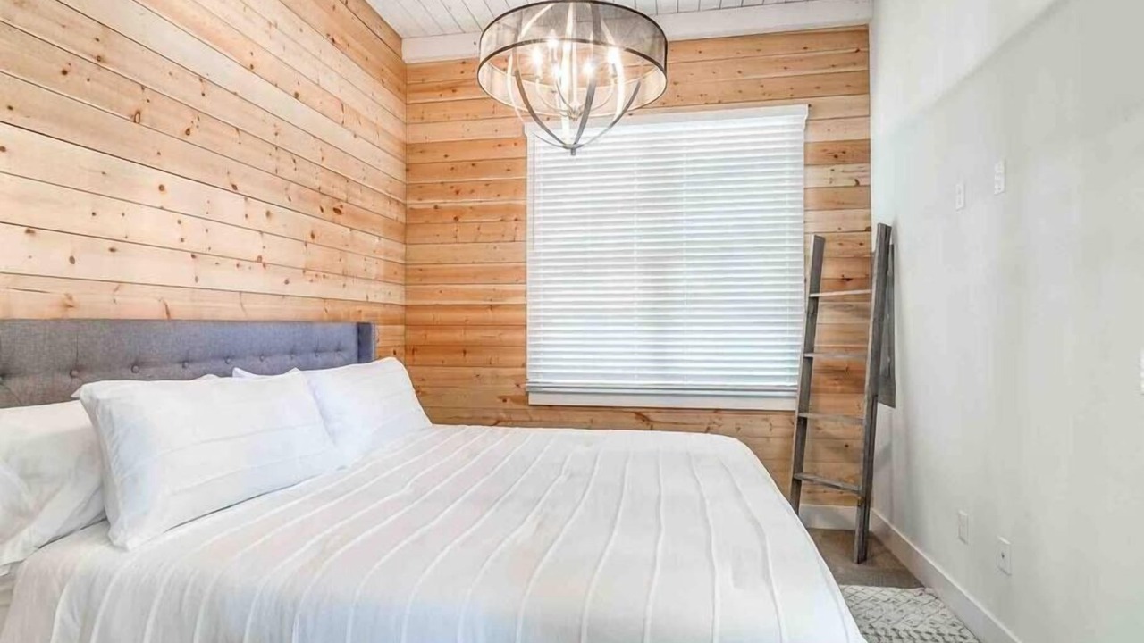 Photo of Bedroom in Carlton Landing