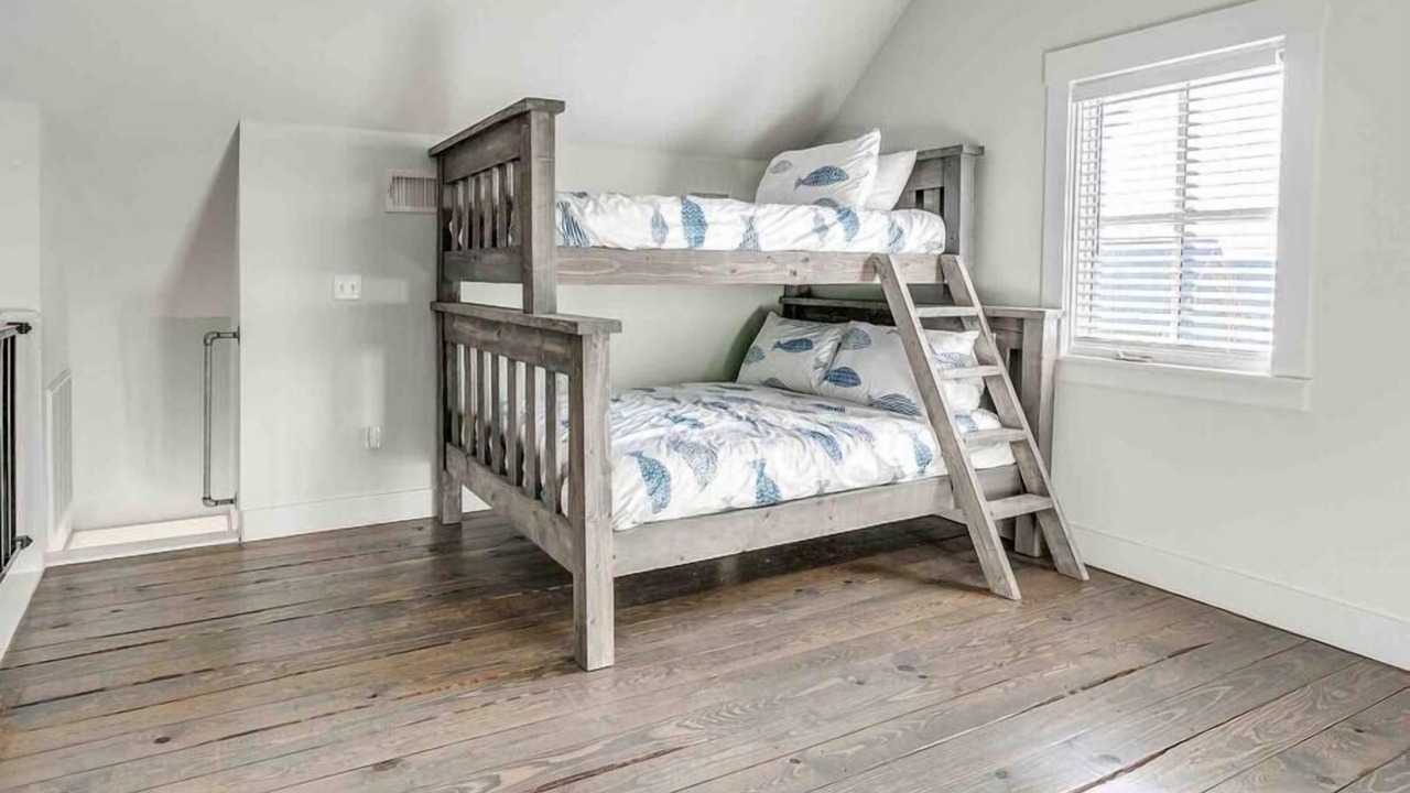 Photo of Bedroom in Carlton Landing