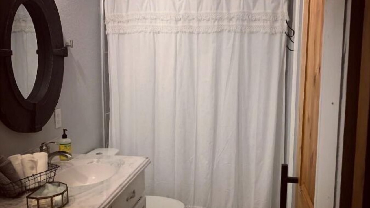 Photo of Bathroom in Brookview