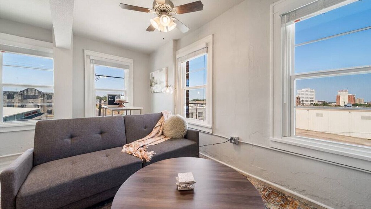 Photo of Livingroom in Brazos