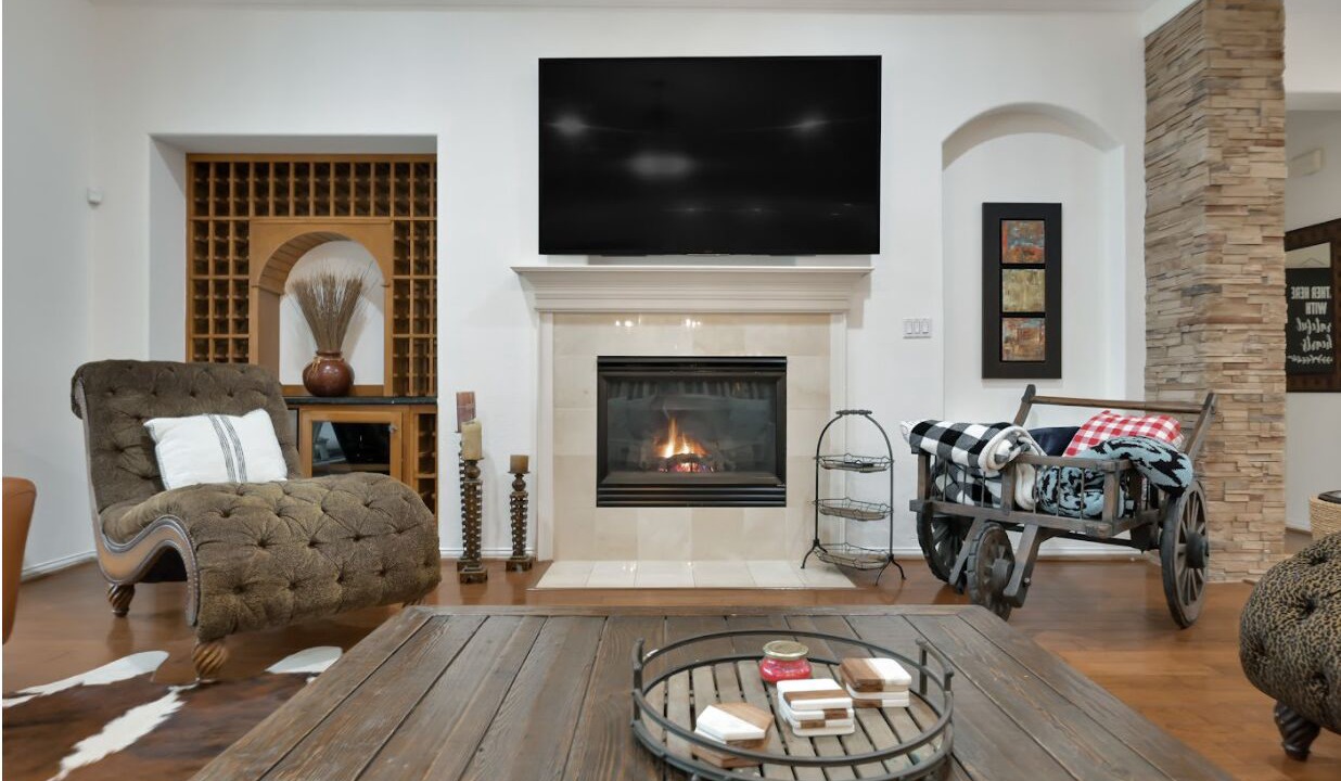 Photo of Livingroom in Panther Creek