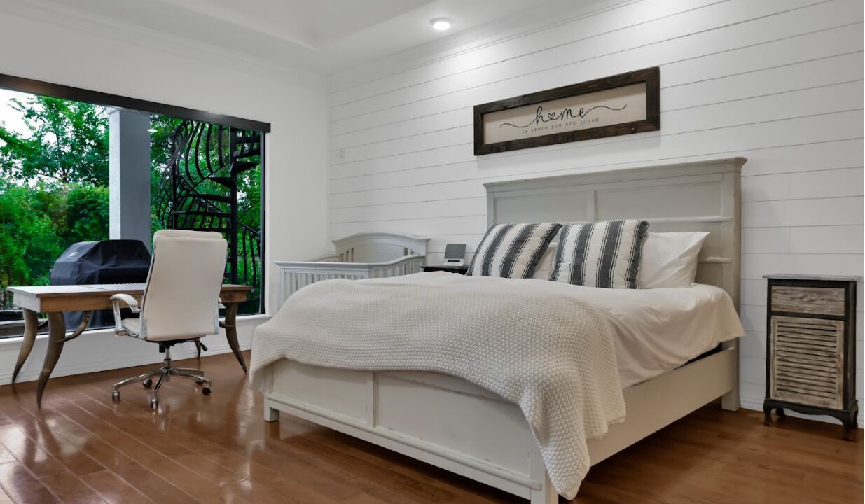 Photo of Bedroom in Panther Creek