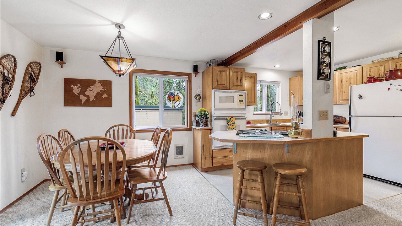 Photo of Others in Baring