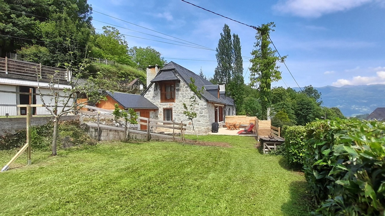 Photo of Outdoor in Arras-en-Lavedan