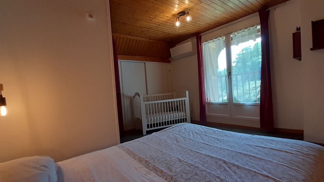 Photo of Bedroom in Arras-en-Lavedan