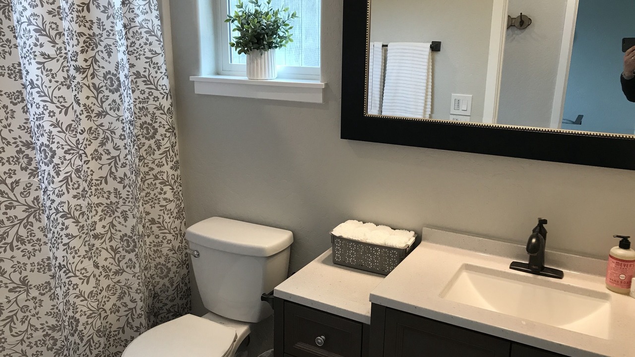 Photo of Bathroom in Grants Pass