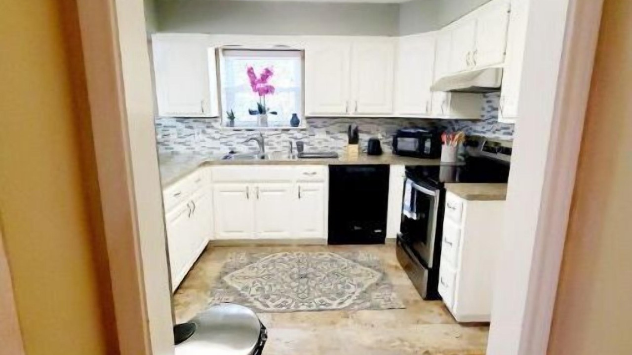 Photo of Kitchen in Martindale