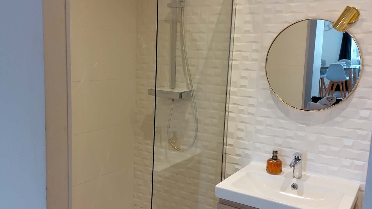 Photo of Bathroom in Rodez