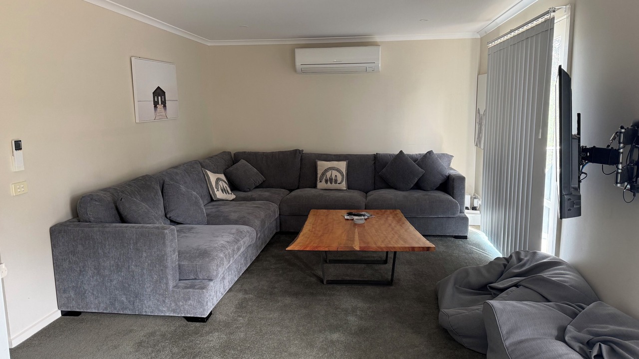 Photo of Livingroom in Raymond Island