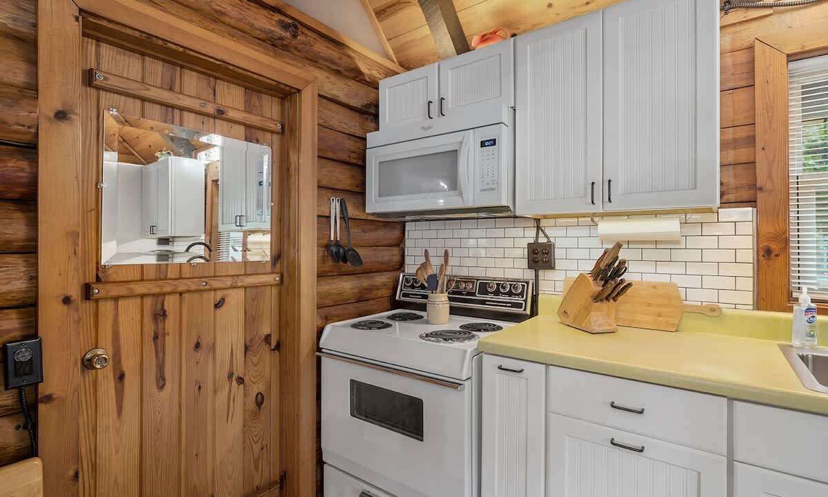 Photo of Kitchen in Golden