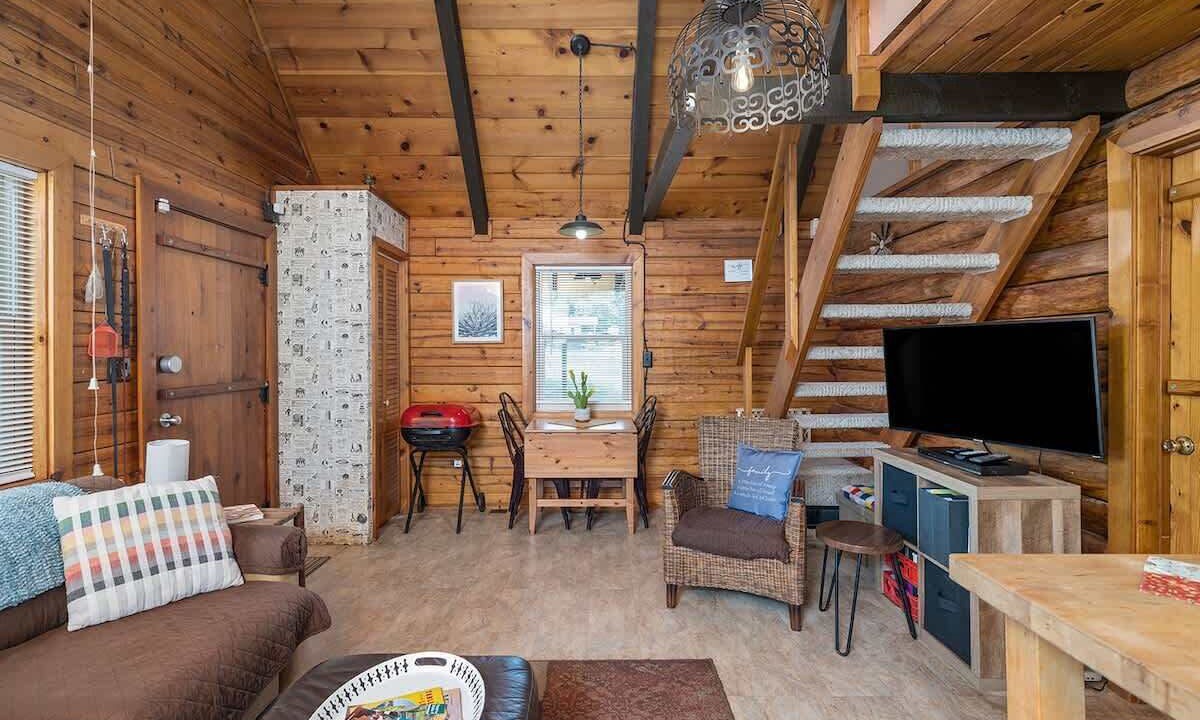 Photo of Livingroom in Golden