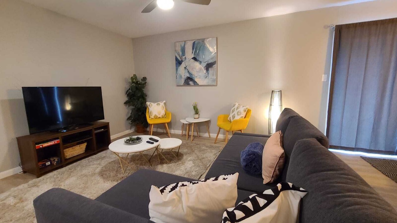 Photo of Livingroom in St. Johns