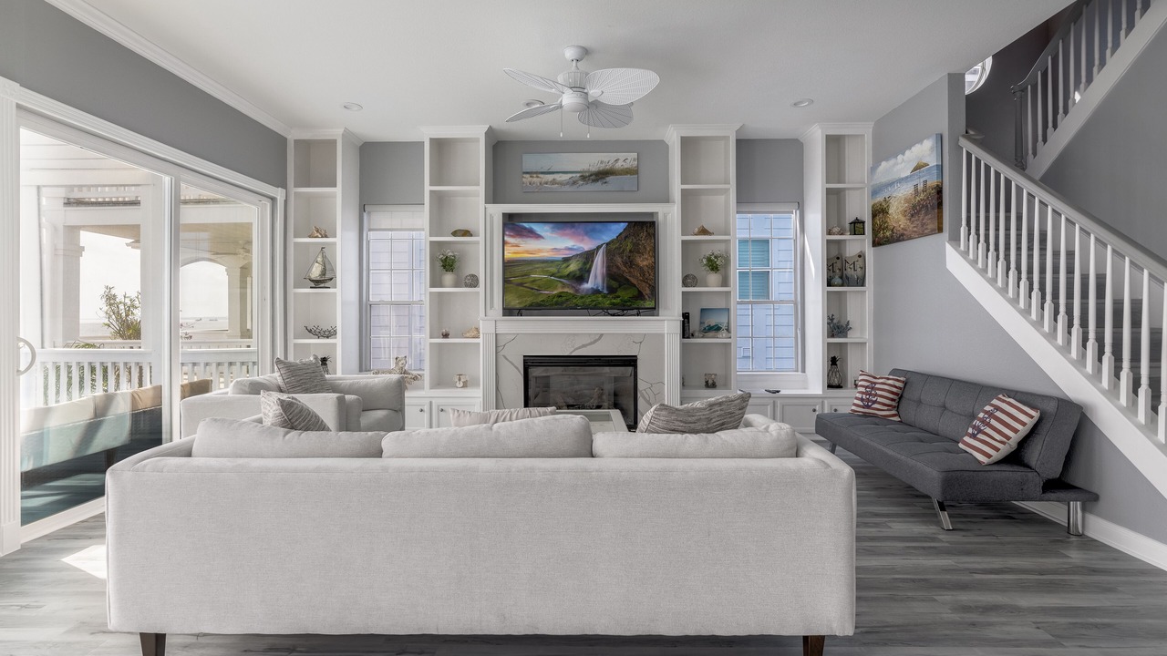 Photo of Livingroom in Clear Lake Shores