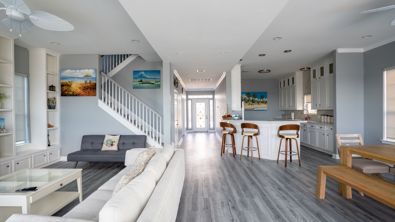 Photo of Livingroom in Clear Lake Shores