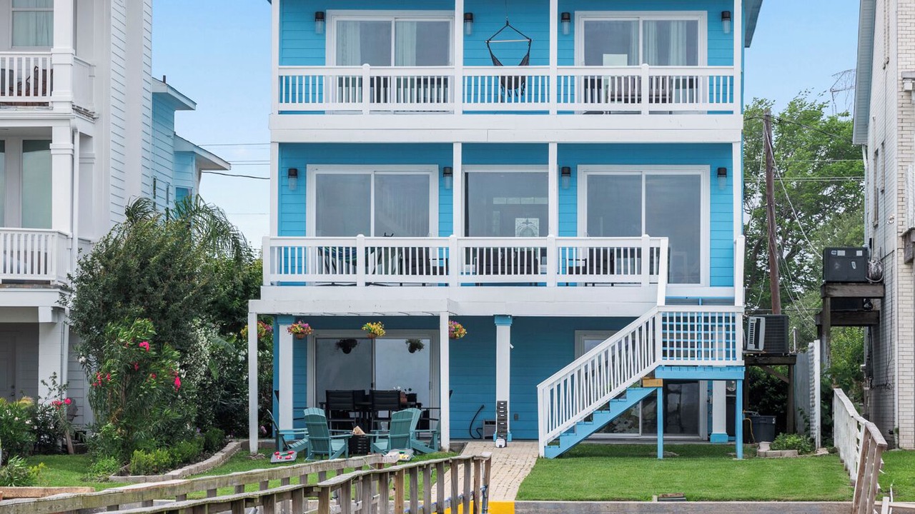 Photo of Outdoor in Clear Lake Shores