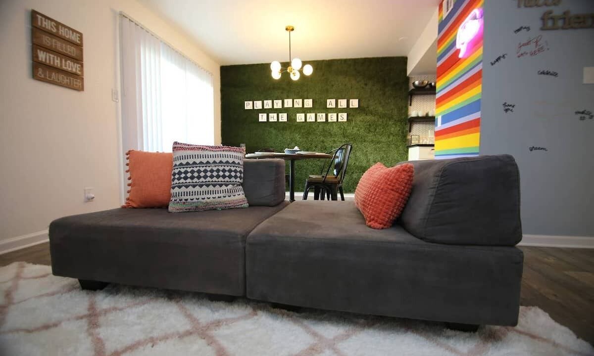 Photo of Livingroom in St. Johns