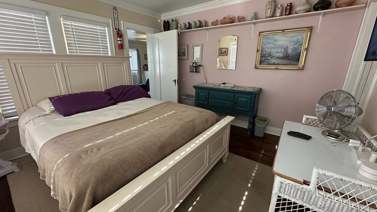 Photo of Bedroom in Lawton