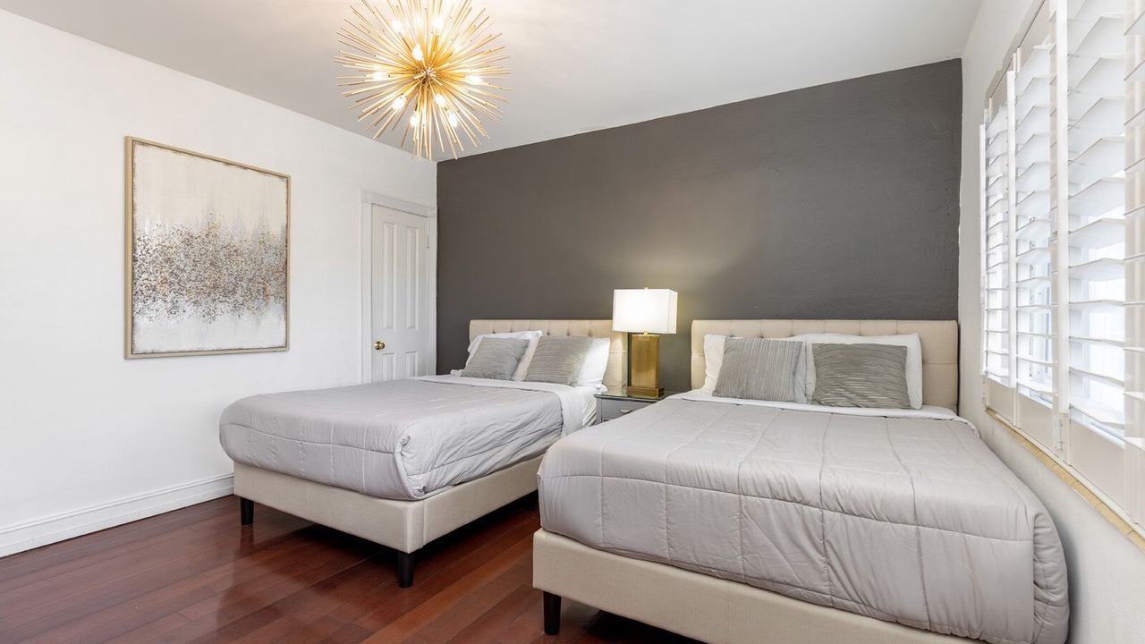 Photo of Bedroom in Ojus