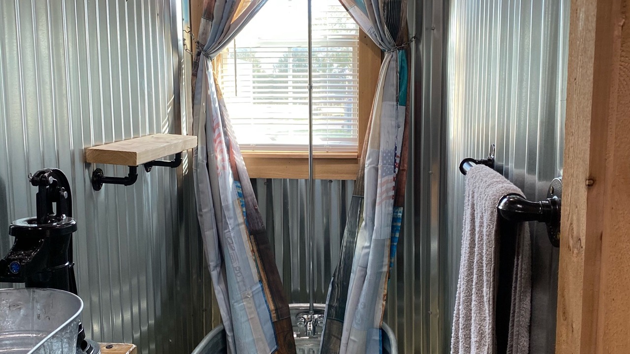 Photo of Bathroom in Emory
