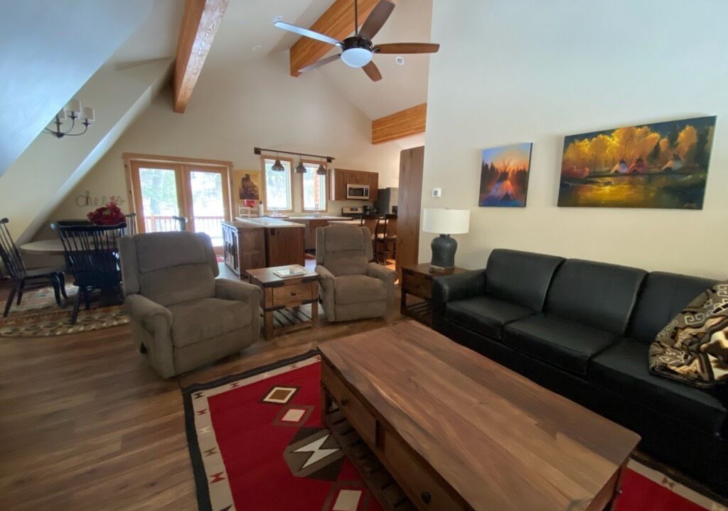 Photo of Livingroom in Gallatin Gateway