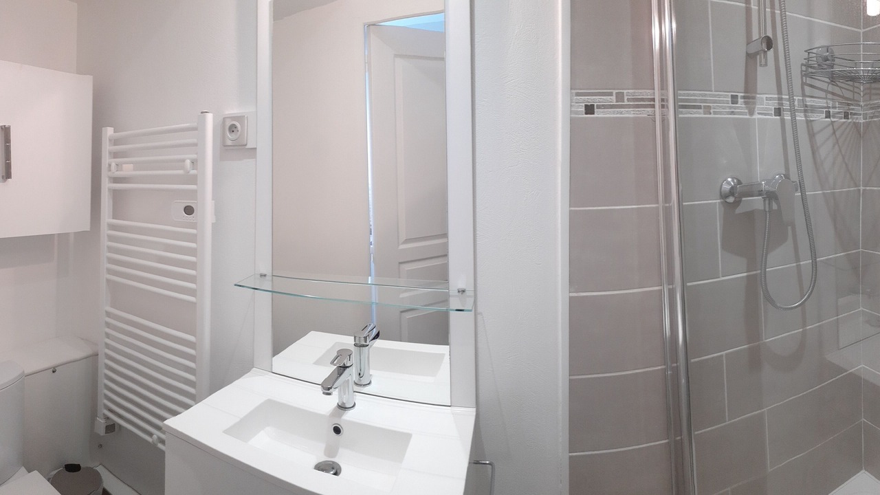 Photo of Bathroom in Mareil-Marly