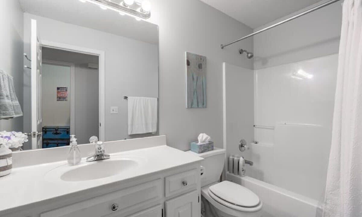 Photo of Bathroom in Lookout Mountain