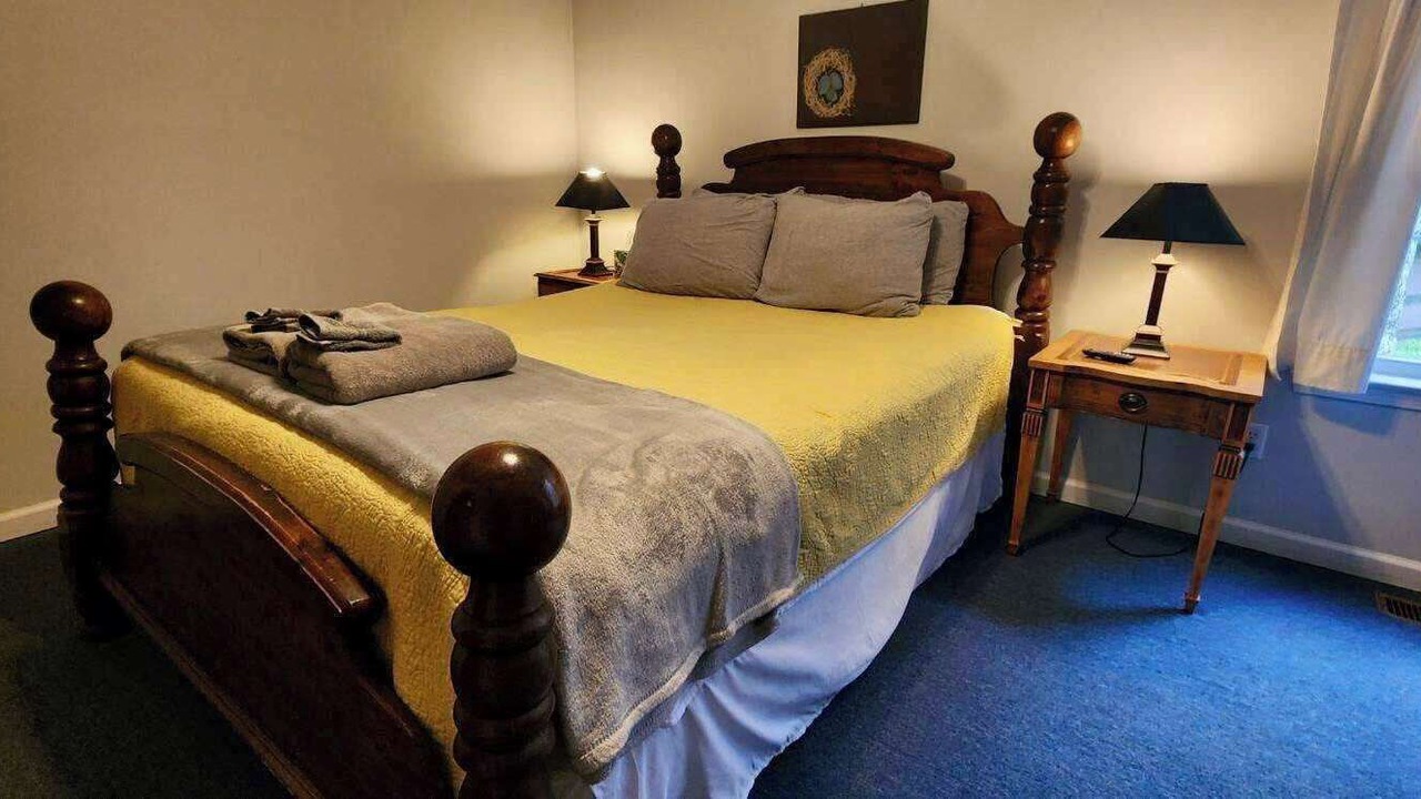 Photo of Bedroom in Lookout Mountain