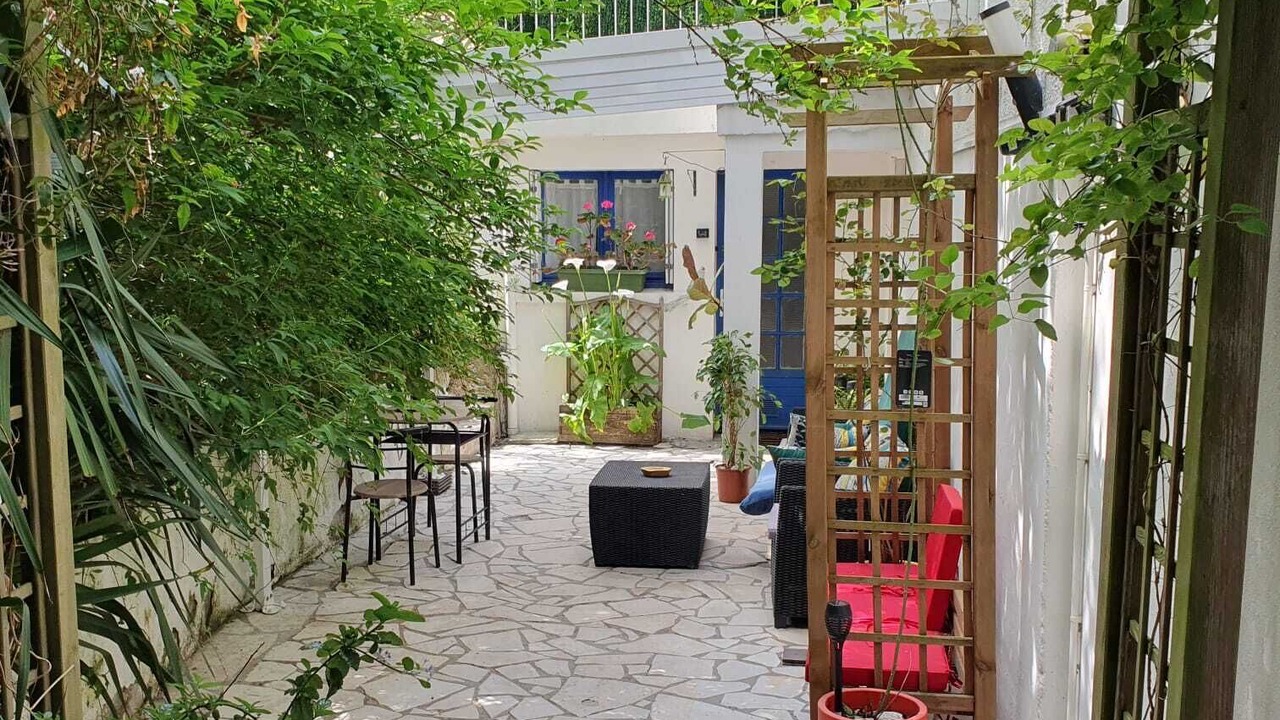 Photo of Patio Balcony in Morlaix