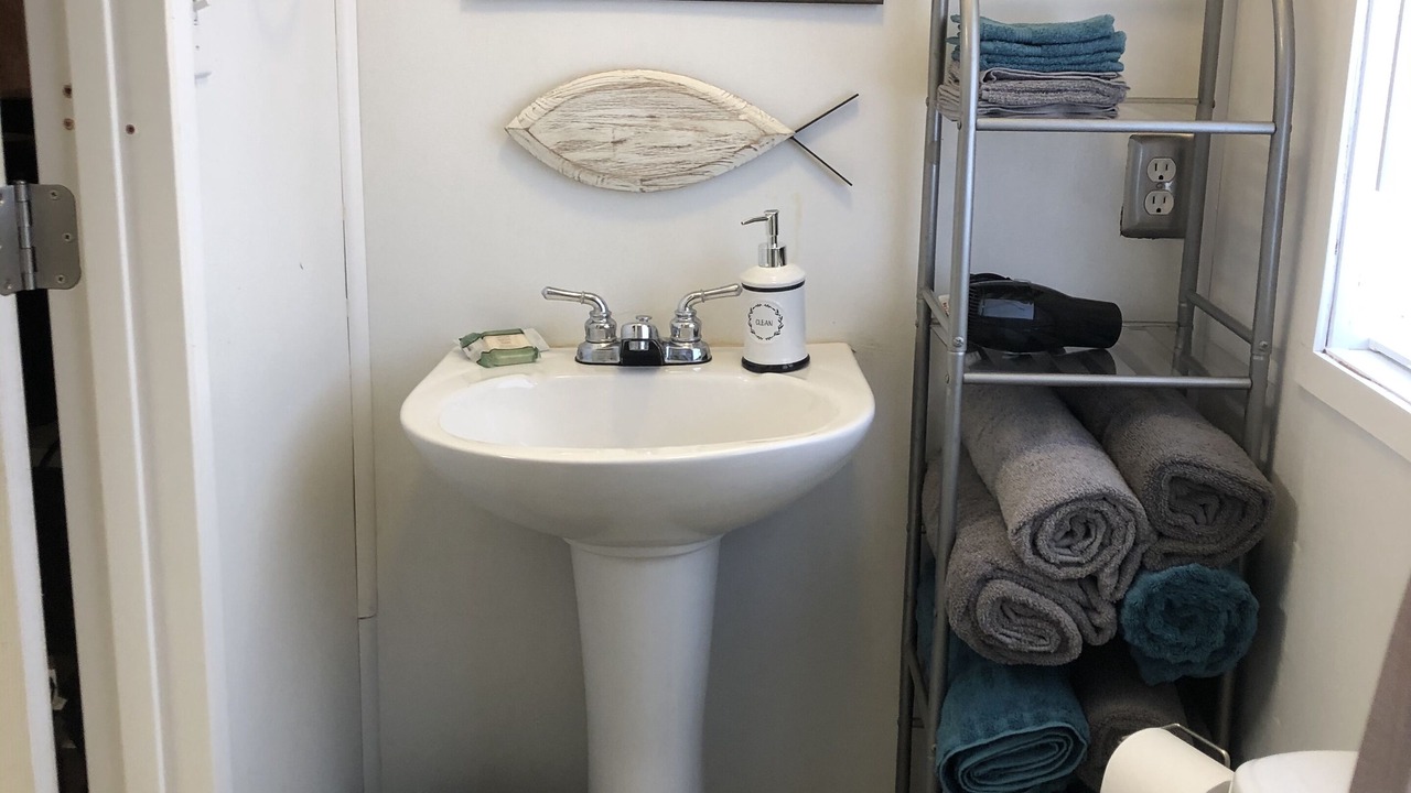 Photo of Bathroom in Zavalla