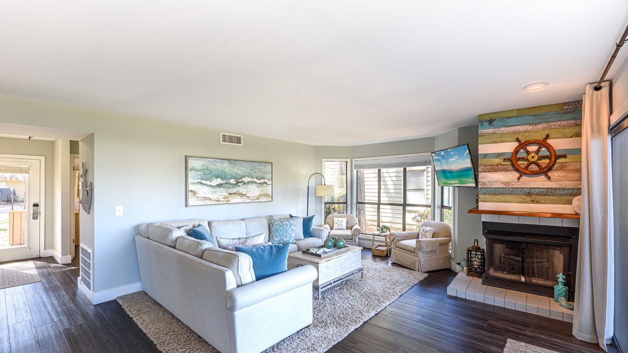 Photo of Livingroom in Miramar Beach
