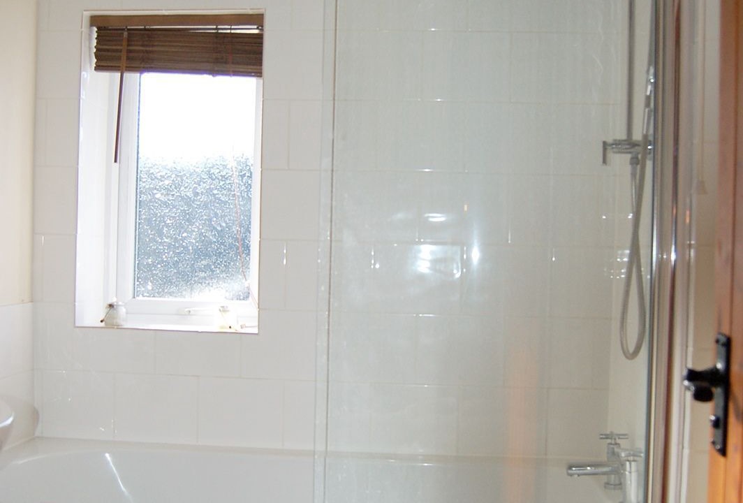 Photo of Bathroom in Bryn-crug