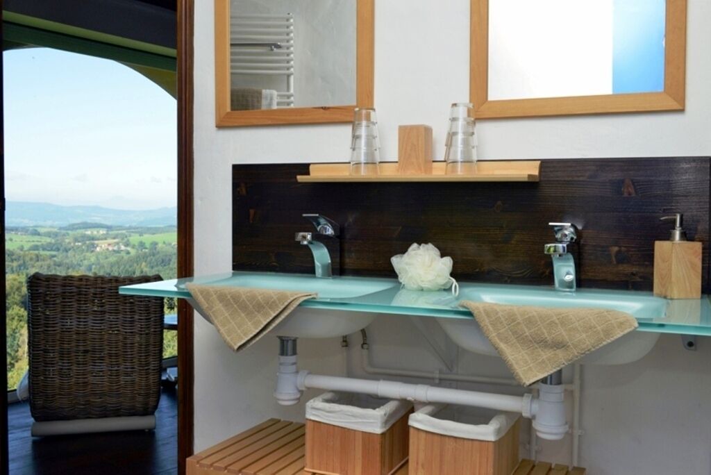 Photo of Bathroom in Condat-les-Montboissier