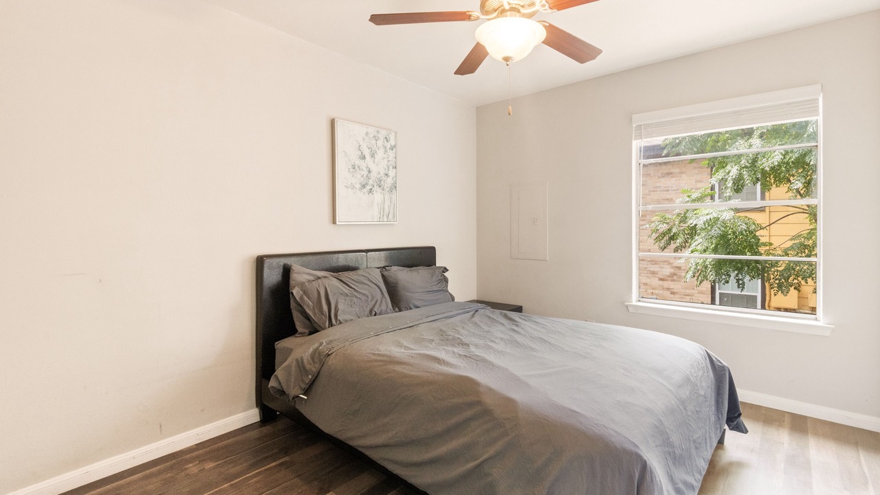 Photo of Bedroom in Central Arlington