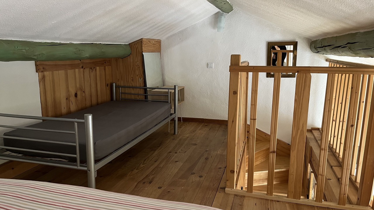 Photo of Bedroom in Entraigues-sur-la-Sorgue