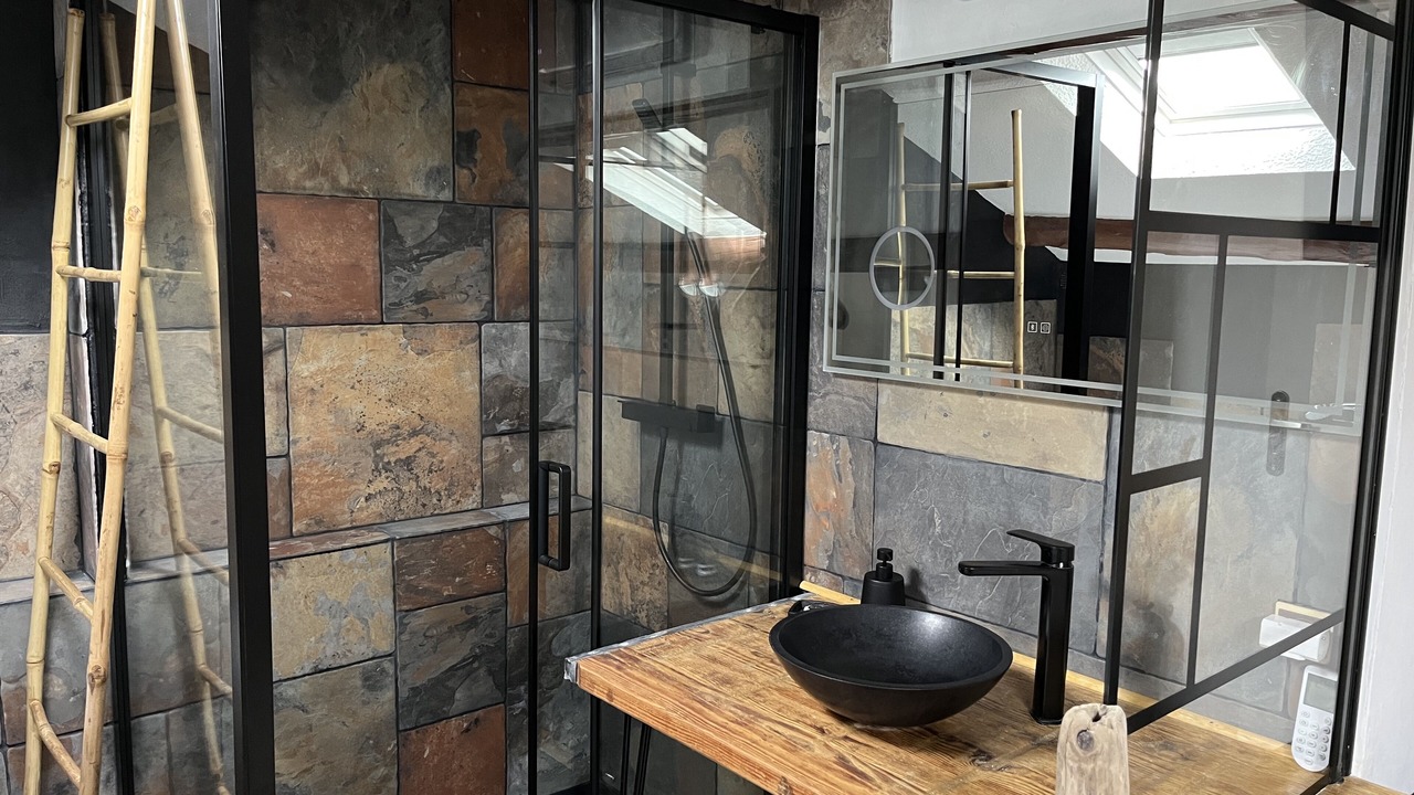 Photo of Bathroom in Entraigues-sur-la-Sorgue