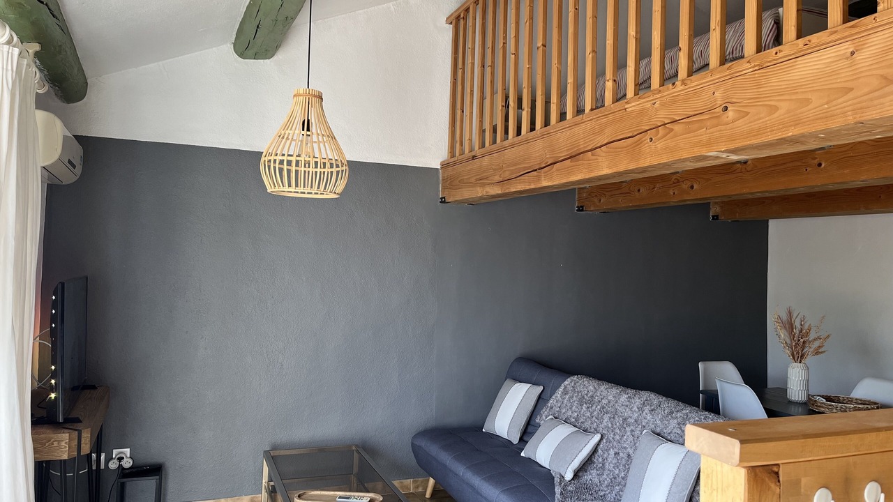 Photo of Livingroom in Entraigues-sur-la-Sorgue