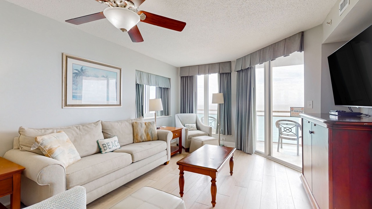 Photo of Livingroom in Crescent Beach