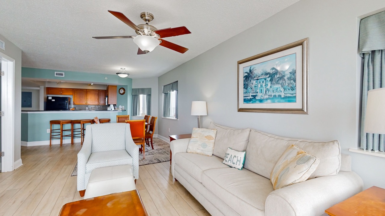 Photo of Livingroom in Crescent Beach