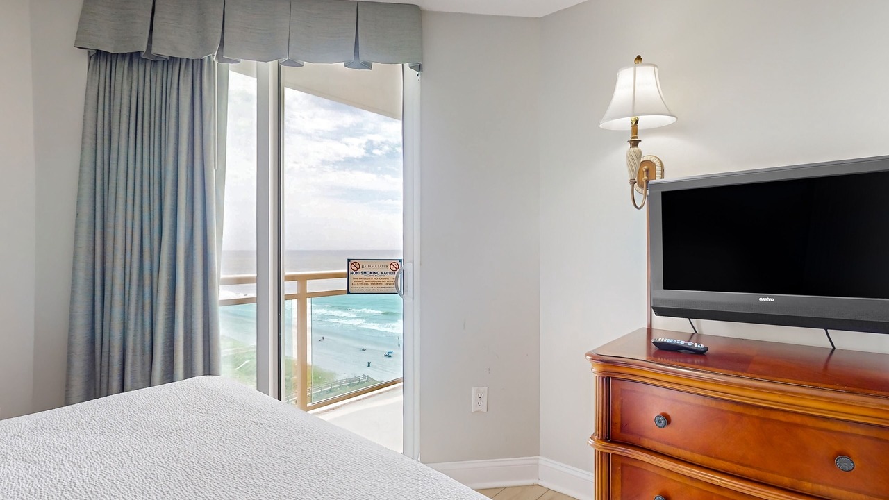 Photo of Bedroom in Crescent Beach