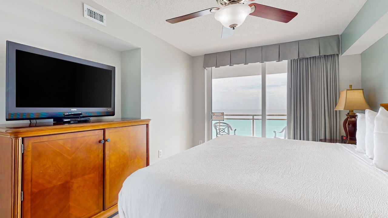 Photo of Bedroom in Crescent Beach