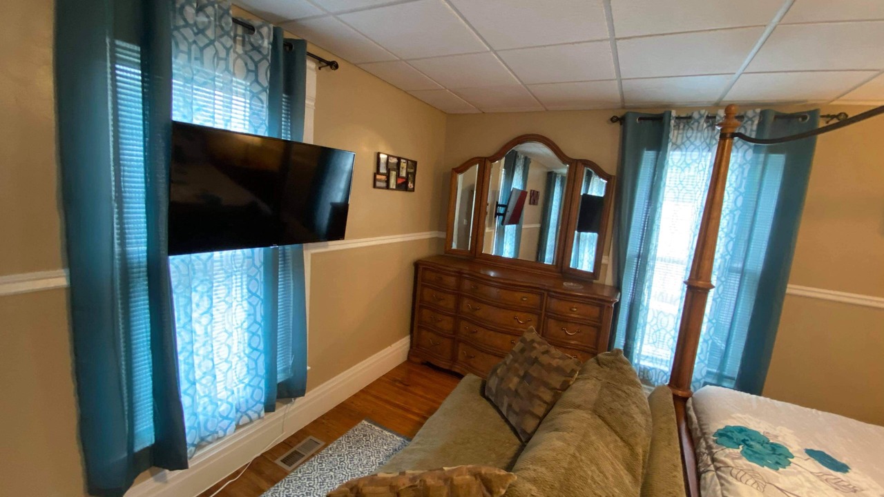 Photo of Bedroom in Brookfield