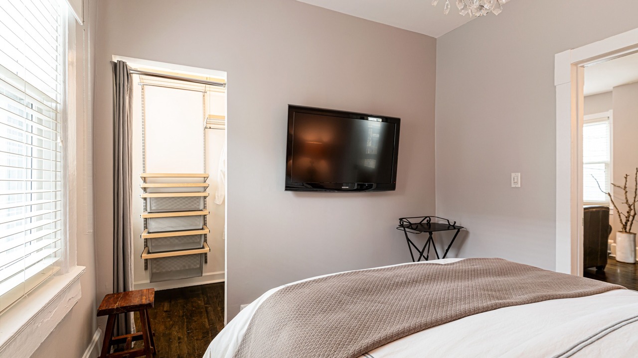 Photo of Bedroom in West Town