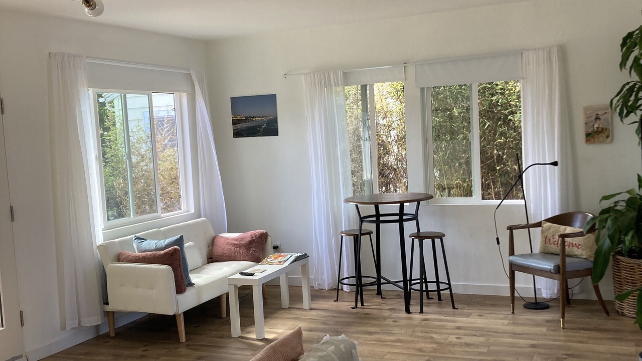 Photo of Livingroom in South Oceanside