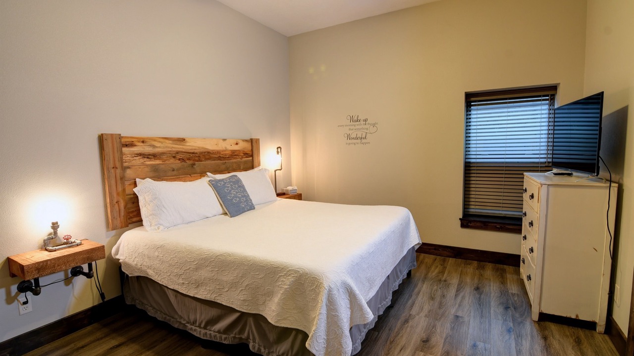 Photo of Bedroom in Lampe
