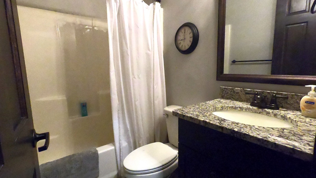 Photo of Bathroom in Lampe