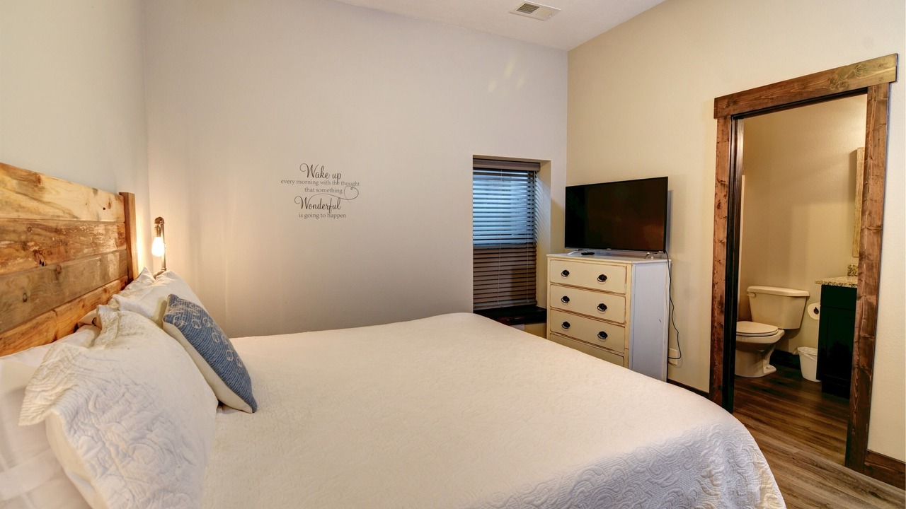 Photo of Bedroom in Lampe
