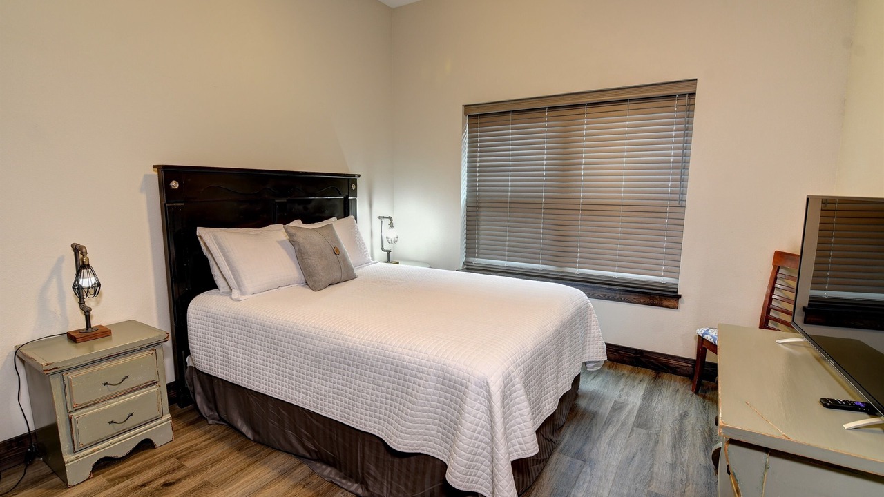 Photo of Bedroom in Lampe