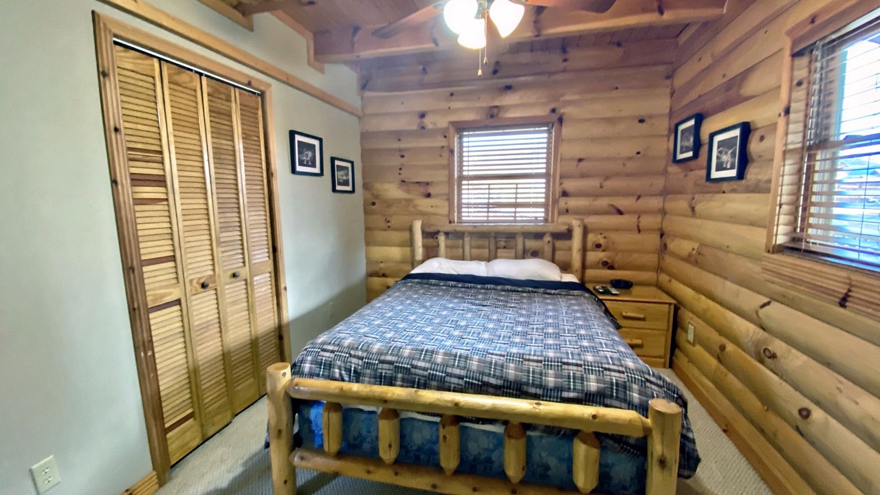 Photo of Bedroom in Caryville